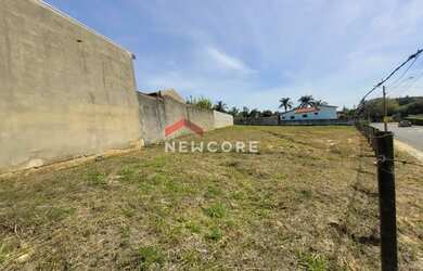 Imagem: O terreno possui 1.270m² de Área e está localizado em Altos