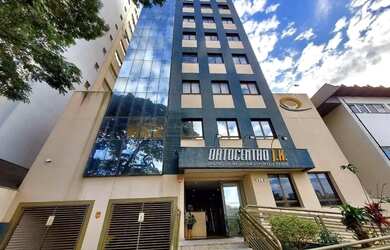 Imagem: O depósito possui 1 Vaga na garagem, 33m² de Área e está