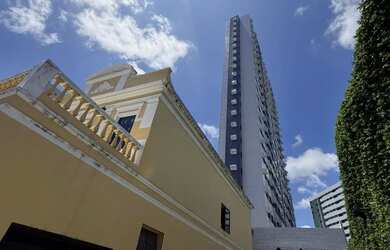 Imagem: O apartamento possui 3 Dormitórios, 3 Banheiros, 2 Vagas na