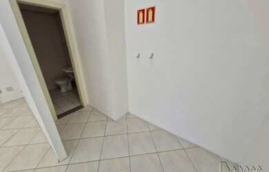 Imagem 3: Escritório para Alugar no Bairro Hamburgo Velho com 41 m² de Área Útil...
