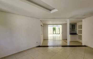 Imagem 6: Casa Assobradada de Alto Padrão Condomínio Vale do Arvoredo Londrina/PR