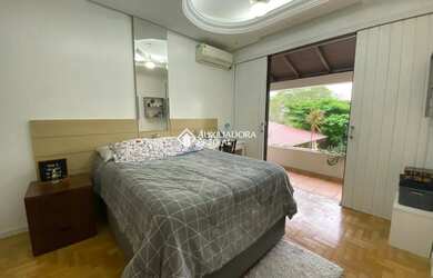 Imagem 14: Casa espaçosa na Trindade