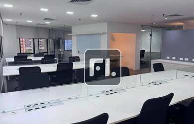 Imagem: O depósito possui 3 Vagas na garagem e 130m² de Área e está