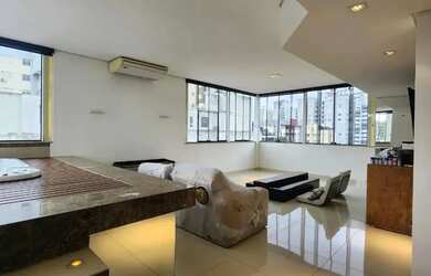 Imagem 11: Alugo apto Duplex semi mobiliado com 260 m2, 04 suítes, 02 vagas, em...