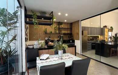 Imagem 12: MORADA DOS PÁSSAROS. Piscina, Churrasqueira, Imóvel mobiliadoeAr-condicionado