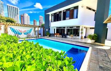 Imagem 4: Temporada em Ponta Negra. Acomodam 30 pessoas, 3 Vagas na garageme5 Dormitórios