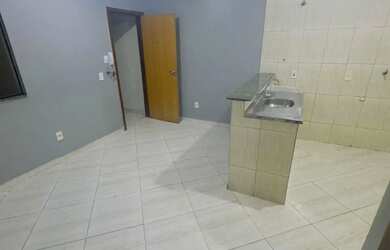 Imagem: O apartamento possui 2 Dormitórios, 1 Banheiro, 75m² de Área