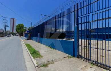 Imagem: O depósito possui 2.000m² de Área e está localizado em