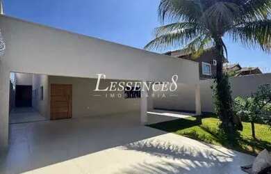 Imagem: A casa possui 4 Dormitórios, 5 Banheiros, 4 Vagas na garagem