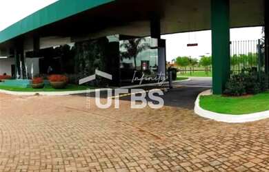 Imagem: O terreno possui 417m² de Área, Imóvel novo e está localizado