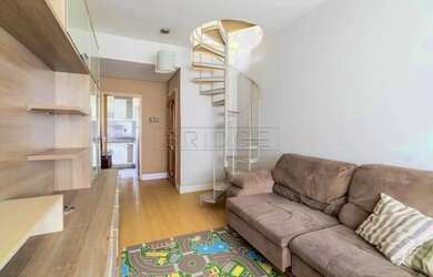 Imagem: O apartamento na cobertura possui 2 Dormitórios, 2 Banheiros