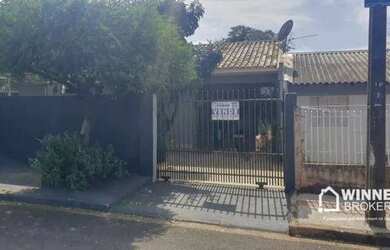 Imagem: A casa possui 3 Dormitórios, 2 Banheiros, 1 Vaga na garagem