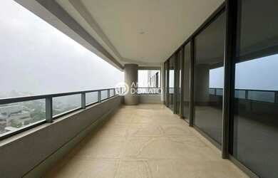 Imagem: O apartamento possui 4 Dormitórios, 5 Banheiros, 4 Vagas na