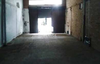 Imagem: O depósito à venda possui 301m² de Área e está localizado