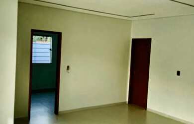 Imagem: A casa em condomínio possui 3 Dormitórios, 2 Banheiros, 2