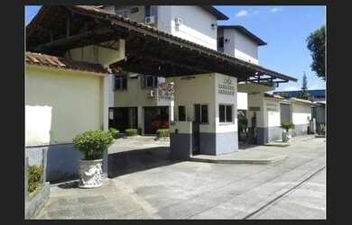 Imagem: O apartamento possui 4 Dormitórios, 2 Banheiros, 1 Vaga na