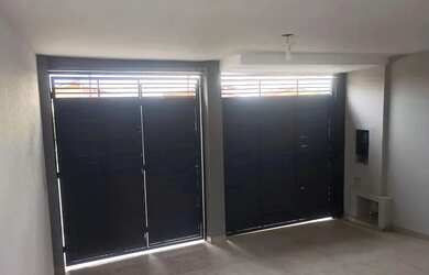 Imagem 3: Casa à venda em Atibaia. Varanda, Imóvel novo, 135m² de Áreae2 Vagas...