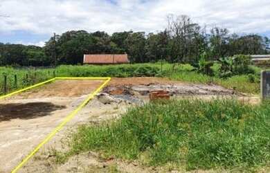 Imagem: O terreno possui 180m² de Área e está localizado em Itapoá