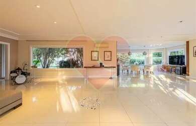 Imagem 16: Casa para venda possui 1100 metros quadrados com 5 qts