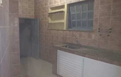 Imagem: A casa possui 2 Dormitórios, 2 Banheiros e está localizado