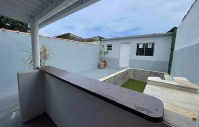 Imagem: A casa possui 3 Dormitórios, 3 Banheiros, 3 Vagas na garagem