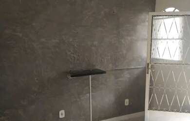 Imagem: A casa possui 1 Dormitório, 1 Banheiro e está localizado