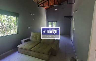 Imagem: A casa em condomínio possui 3 Dormitórios, 2 Banheiros, 2