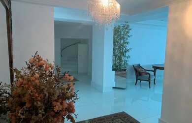 Imagem: O apartamento na cobertura possui 5 Dormitórios, 5 Banheiros