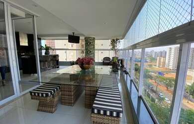 Imagem: O apartamento possui 3 Dormitórios, 3 Banheiros, 2 Vagas na