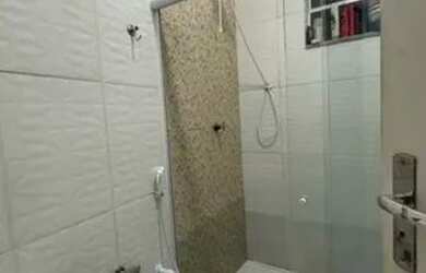 Imagem: A casa possui 2 Dormitórios, 1 Banheiro e está localizado