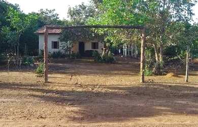 Imagem: O terreno possui 1.325m² de Área e está localizado em Loteamento