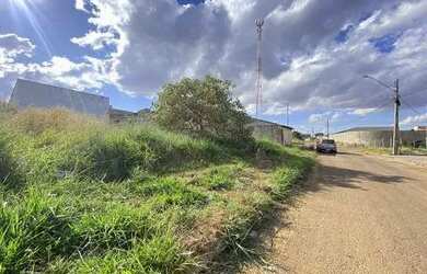 Imagem: O terreno possui 300m² de Área e está localizado em Jardim