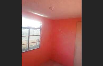 Imagem: O apartamento possui 3 Dormitórios, 1 Banheiro, 1 Vaga na garagem