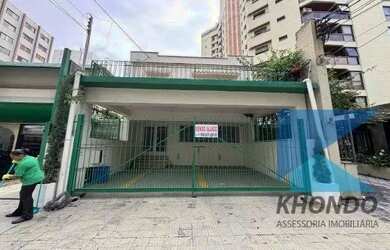 Imagem: O depósito possui 2 Vagas na garagem, 183m² de Área e está