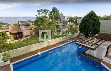 Imagem 12: Casa com 4 dormitórios no bairro João Paulo