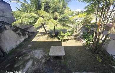 Imagem: A casa possui 3 Dormitórios, 4 Banheiros, 4 Vagas na garagem