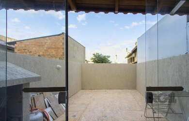 Imagem 14: Casa em Hípica. Churrasqueira, Lareira, 1 Vaga na garageme3 Dormitórios