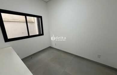 Imagem 6: Casa em condomínio disponível para locação no bairro Grand Ville em...