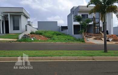 Imagem: O terreno possui 300m² de Área e está localizado em Jardim