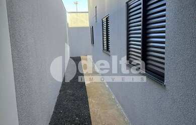 Imagem 4: Casa residencial disponível para venda no bairro Jardim Brasília em...