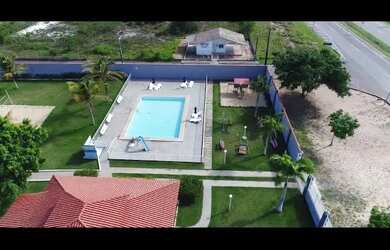 Imagem: O terreno possui 250m² de Área e está localizado em Village