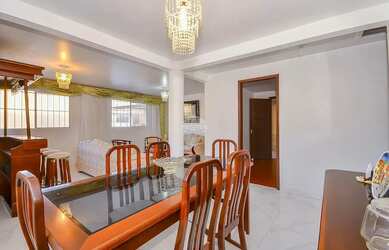 Imagem 11: Vendas Casa Curitiba PR. 400m² de Área, 5 Vagas na garageme5 Dormitórios