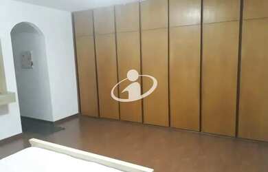 Imagem 15: Venda Casa MARTA HELENA. Piscina, Varanda, 295m² de Áreae5 Banheiros