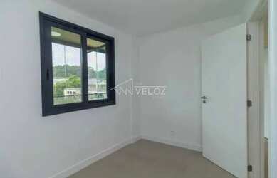 Imagem: O apartamento na cobertura possui 3 Dormitórios, 4 Banheiros