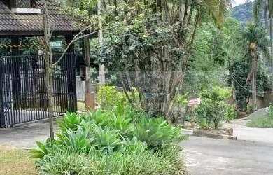 Imagem: O terreno possui 1.980m² de Área e está localizado em Boa