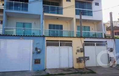 Imagem: A casa possui 2 Dormitórios, 3 Banheiros, 1 Vaga na garagem