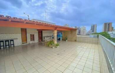 Imagem: O apartamento possui 2 Dormitórios, 3 Banheiros, 1 Vaga na