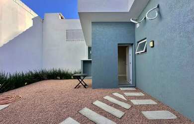 Imagem 9: VENDO CASA NA BEIRA MAR DE CAPÃO DA CANOA COM 03 DORMITÓRIOS SENDO 02...