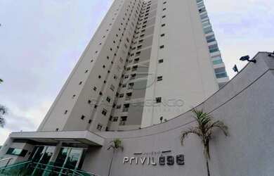 Imagem: O apartamento possui 3 Dormitórios, 5 Banheiros, 2 Vagas na