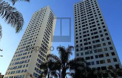 Imagem: O apartamento possui 1 Dormitório, 1 Banheiro, 1 Vaga na garagem